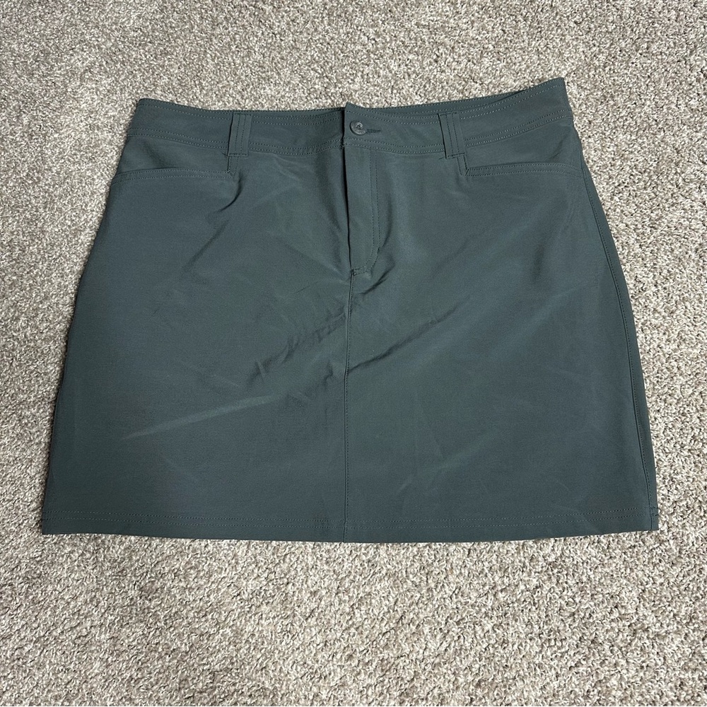 Eddie Bauer Black Skort Sz 12 🪶